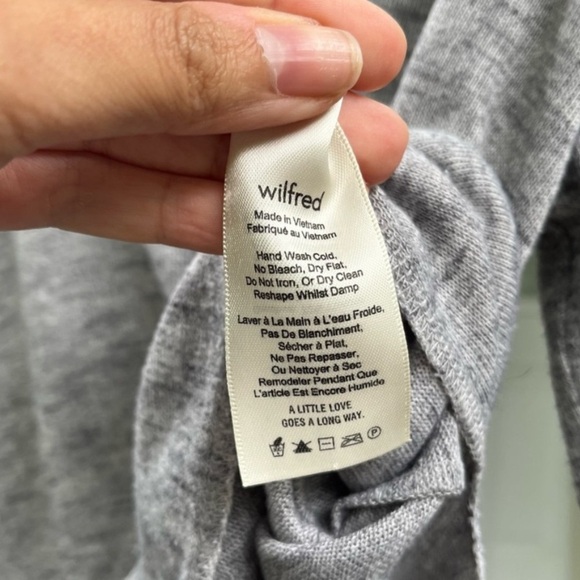 Aritzia Wilfred V-neck Side Slit Contrast Collar Lightweight Sweater S Grey - Picture 6 of 8